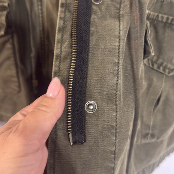 Levi's Women Khaki Utility Jacket Size Large - Picture 5 of 10